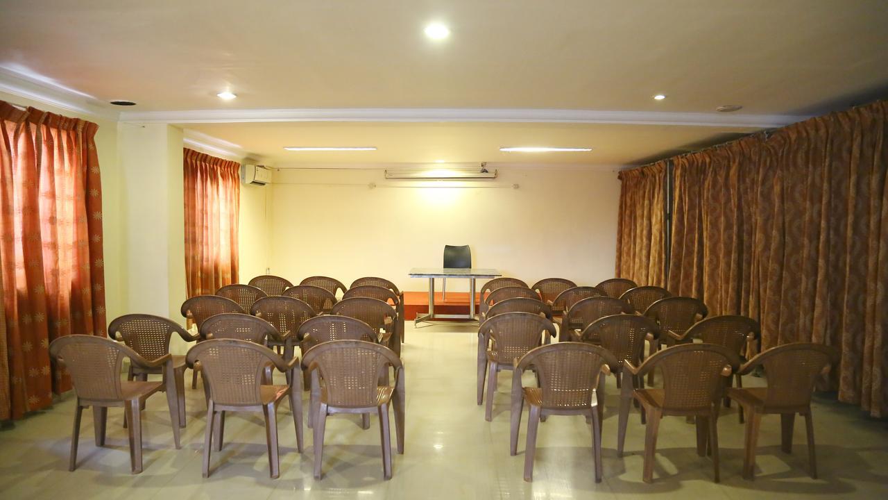 Sri Srinivasar Residency Ξενοδοχείο Vellore Εξωτερικό φωτογραφία