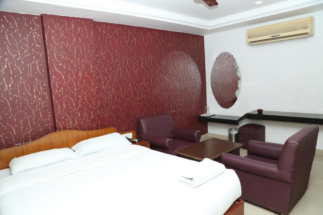 Sri Srinivasar Residency Ξενοδοχείο Vellore Εξωτερικό φωτογραφία